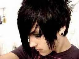 Jenis gaya rambut emo untuk pria yang cocok dengan rambut pendek juga yang sedikit lebih kompleks dari yang disebutkan di atas, jadi, anda disarankan untuk mengunjungi potongan rambut anda saat pertama kali anda menata rambut anda. Gaya Rambut Anak Emo Gaya Rambut Anak Emo Cewek Cowok