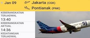 Situs flightradar24 menyebut pesawat itu kehilangan. Uefxamkrjzdj M