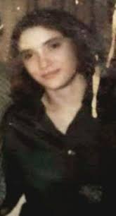 Can someone enhance my mom's teenage photo?