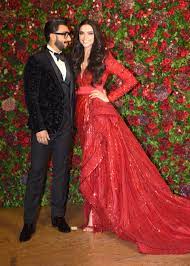 Bollywood Actress Wedding Dresses From Kajol To Madhuri Indian Bridal Fashion Bollywood Wedding Actress Wedding