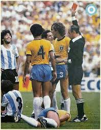 1 waldir peres (g) 7 ubaldo fillol (g) 2 leandro. Curiosidades Brasil On Twitter Maradona Sendo Expulso Em Brasil X Argentina 1982 Https T Co Vzterq4z00