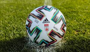 Sowohl der name als auch sein design soll die zusammengehörigkeit symbolisieren, die bei der endrunde im sommer 2021 stärker sein wird als jemals zuvor. Neuer Ligaball Em 2020 Spielball Rollt Ab Sofort In Der Osterreichischen Bundesliga