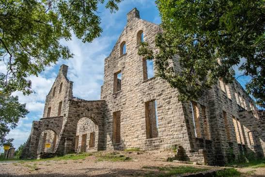 Ha Ha Tonka State Park | Missouri State Parks