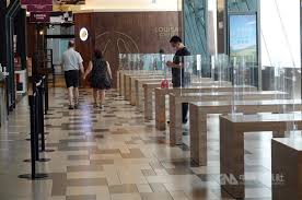 彰化縣自 7月27日起開放餐飲業內用，但夜市、傳統市場建議仍以外帶、外送為原則。 彰化縣27日起開放餐飲業內用規定。（圖／彰化縣提供） 南投縣： 開放內用. H8gvcws2k54zgm