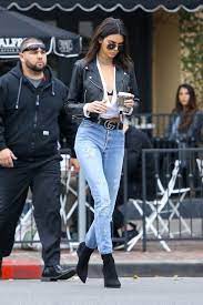 What To Wear To A Winter Concert Hint Leather Is Usually The Answer Abigail Nora Kendall Jenner Outfits Casual Jenner Outfits Kendall Jenner Street Style