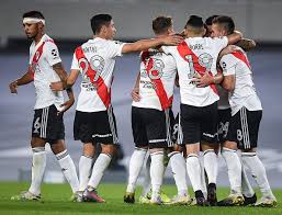 A los 30 minutos del complemento del partido entre river e independiente santa fe, camilo mayada ingresó a la cancha en reemplazo de enzo pérez y es un honor y privilegio llegar a 100 partidos oficiales con la camiseta de river. La Prensa Argentina Asegura Que El Partido Santa Fe Vs River Plate Sera Suspendido En Copa