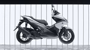 Sticker striping motor stiker decal aerox 155 design merah grafis full body. Tvc Yamaha Nvx 155 Vietnam Aerox 155 Youtube