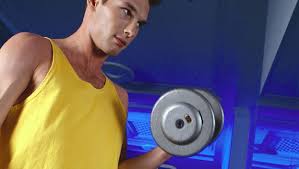 Teen Finds Minors Can Buy Bodybuilding Supplement At Health Food Stores Consumer Health News Healthday