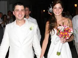 · 1 rating · 0 reviews · 1 distinct work. Asi Fue La Boda Del Hijo Del Presidente Vanguardia Com