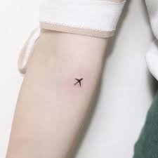 50 Cute Small Tattoo Ideas For Women Beautiful Small Tattoos Small Meaningful Tattoos Cute Small Tattoos