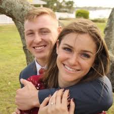 Ariel Mathias (@ariel22deuces)