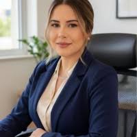 500+ "Amanda Assis" profiles