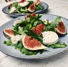 Rucola Salat Mit Feigen Walnussen Und Ziegenkase Mehr Gesunde 15 Minuten Rezepte Findest Du Auf Www Marcmaxwell De Rezepte Rucola Salat Essen
