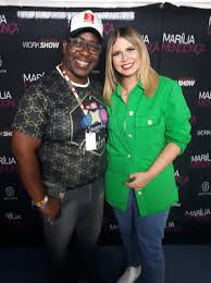 Paloma toci que linda linda linda adoro você muito linda beijo. Paloma Tocci Troca Band Por Redetv Tubaraumradioshow