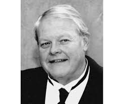 Robert Hiatt Obituary (2013)