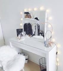 When it comes to decorating your home, mirrors will be your best friend. Dressing Table Mirror With Lights You Ll Love In 2020 Visualhunt