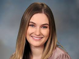 Jennifer Mula's Instagram, Twitter & Facebook