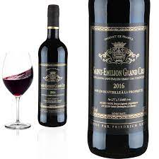 In 2016, it had a population of 1,938. 2016 Saint Emilion Grand Cru Etiquette Noir Krote De