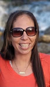 Melanie Schreiber's Instagram, Twitter & Facebook