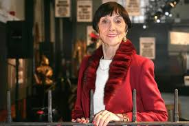 Entdecke alle serien und filme von june brown. Eo30slalybpdym