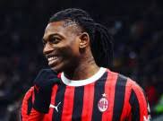 Ronaldo Datang ke Turin, Juve Incar Godin dan Bernat untuk Perkuat Lini  Belakang