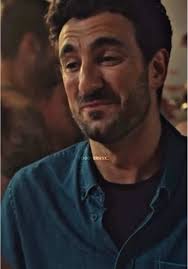 Porque los tíos como tú nunca quedan con los tíos como yo 💔 • SERIE:  Smiley 🙂 || ##smiley##mikiesparbé##carloscuevas