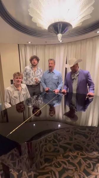 Family singing Gospel music on Sunday just feels right!!, Wilson Fairchild  | Jack and Davis Reid Music | Facebook