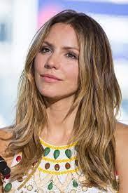 Catherine Mcfeely's Instagram, Twitter & Facebook