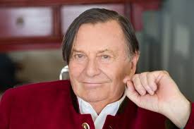 Melbourne comedy festival says critics created 'a complete bin fire' after  Barry Humphries' death