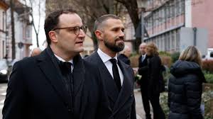 Wolfgang Schäuble: Trauergottesdienst für den CDU-Politiker in seiner  Heimatstadt