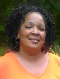 Tami Bragg's Instagram, Twitter & Facebook