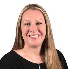 Amanda Compton's Instagram, Twitter & Facebook