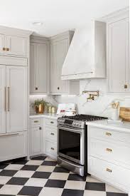 Episode 4 Season 5 Hgtv S Fixer Upper Chip Jo Gaines White Kitchen Tiles White Kitchen Floor Kitchen Renovation