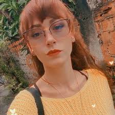 Quando você tá sozinho e a iluminação do ambiente começa a ficar assim: