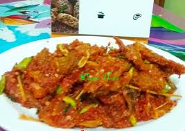 Ilustrasi sambal ikan jambal roti/copyright by cholifahcho2 from shutterstock. Resep Lezat Sambal Balado Ikan Pari Cara Bunda Krisdayanti