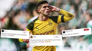 Descubre lo que pulisic bvb (pulisicb) encontró en pinterest, la colección de ideas más grande del mundo. Ausgerechnet Pulisic Reus Vertreter Schiesst Den Bvb In Fuhrung So Reagiert Das Netz Sportbuzzer De
