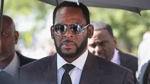 Kelly's girlfriends, azriel clary, left home at 17. R Kelly S Ex Girlfriend Azriel Clary Begins Healing Process With Her Family After Leaving Singer Entertainment Tonight