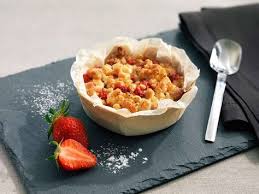 Fraise Abricot Peche Nos Crumbles Aux Fruits D Ete Recettes De Cuisine Recette Crumble