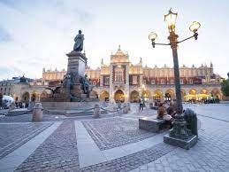 It is the capital of lubliniec county, part of silesian voivodes. Polens Konigsstadte