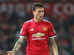 Lindelöf began his career in sweden at västerås sk, making his debut in september 2010. Victor Lindelof Bio Height Weight Body Measurements Girlfriend Networth Height Salary