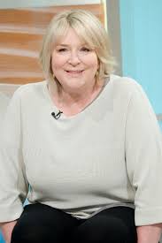 Fern rose to national fame when she presented ready steady cook between 1994 and 2000 on bbc one. New Health Fears For Fern Britton After Doctor S Warning