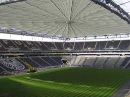 Das waldstadion, aufgrund eines namenssponsorings seit 1. Sport Voll Uberdacht Spass Am Neuen Frankfurter Waldstadion Rhein Main Sport Faz