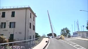 Al momento del crollo transitavano. 6kpc0m0 Dsbkm