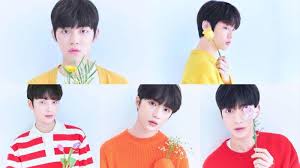 Untuk penggemar bts garis keras, temukan biodata bts lengkap, gambar bts dan video profil bts terbaru di sini. Profil Lengkap 5 Member Txt Soobin Sang Leader Hingga Kai Artis Blasteran Pertama Big Hit Halaman All Tribunnews Com Mobile