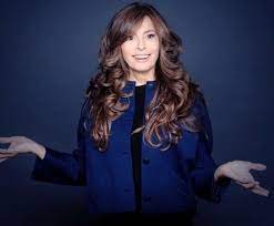 Il famoso cantautore è nato il 23 marzo 1945, a ionia in provincia di catania. Chi E Alice