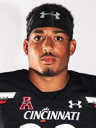 Ryan Wallen's Instagram, Twitter & Facebook