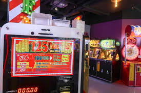 She is too good at this game. Cow Play Cow Moo The Largest Arcade In S Pore Is Perfect For Your First Date Goody Feed