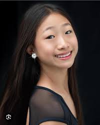 Here we have this beauty Gina she was very gracious did make some mistakes  she may became lead of the team. Her mom in my opinion did what she needed  to do