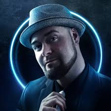 What a night! My team won 24 Clios last night but the sweetest of all, a  Best In Show for our American Psycho steelbook with illustrators Justin  Erickson and Paige Reynolds of