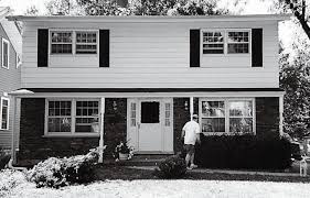 The home store offers a wide selection of two story modular home floor plans, including colonial, victorian, and contemporary designs. These Before And After Colonial Home Exteriors Boast Stately Style Better Homes Gardens